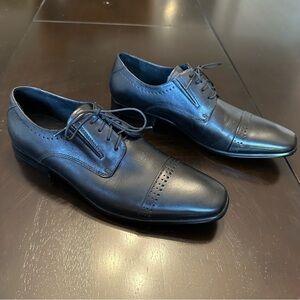 Steve Madden “Darkside” Black Leather Cap-Toe Dress Shoes – Size 7M